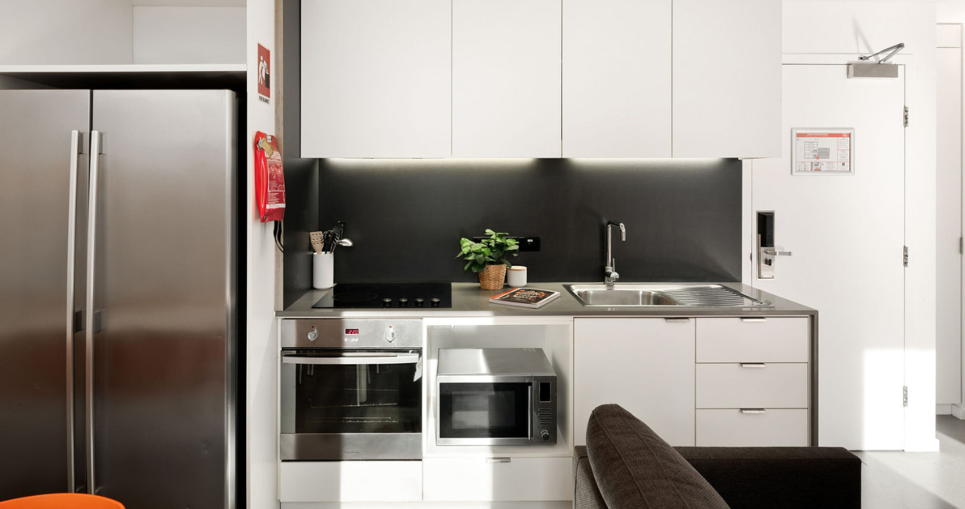 Iglu Central Single Bedroom - Share Kitchen