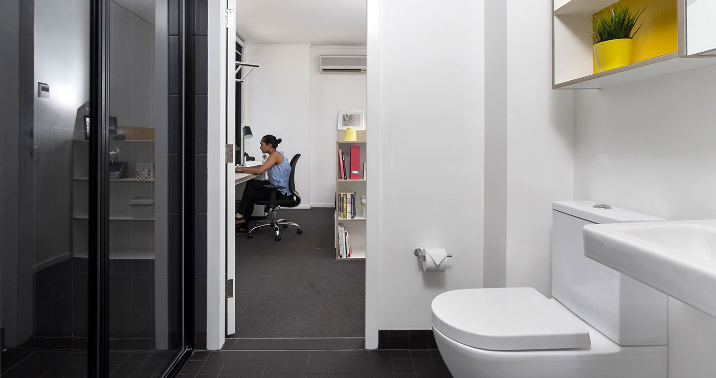 Iglu Central Single Bedroom - Share Living