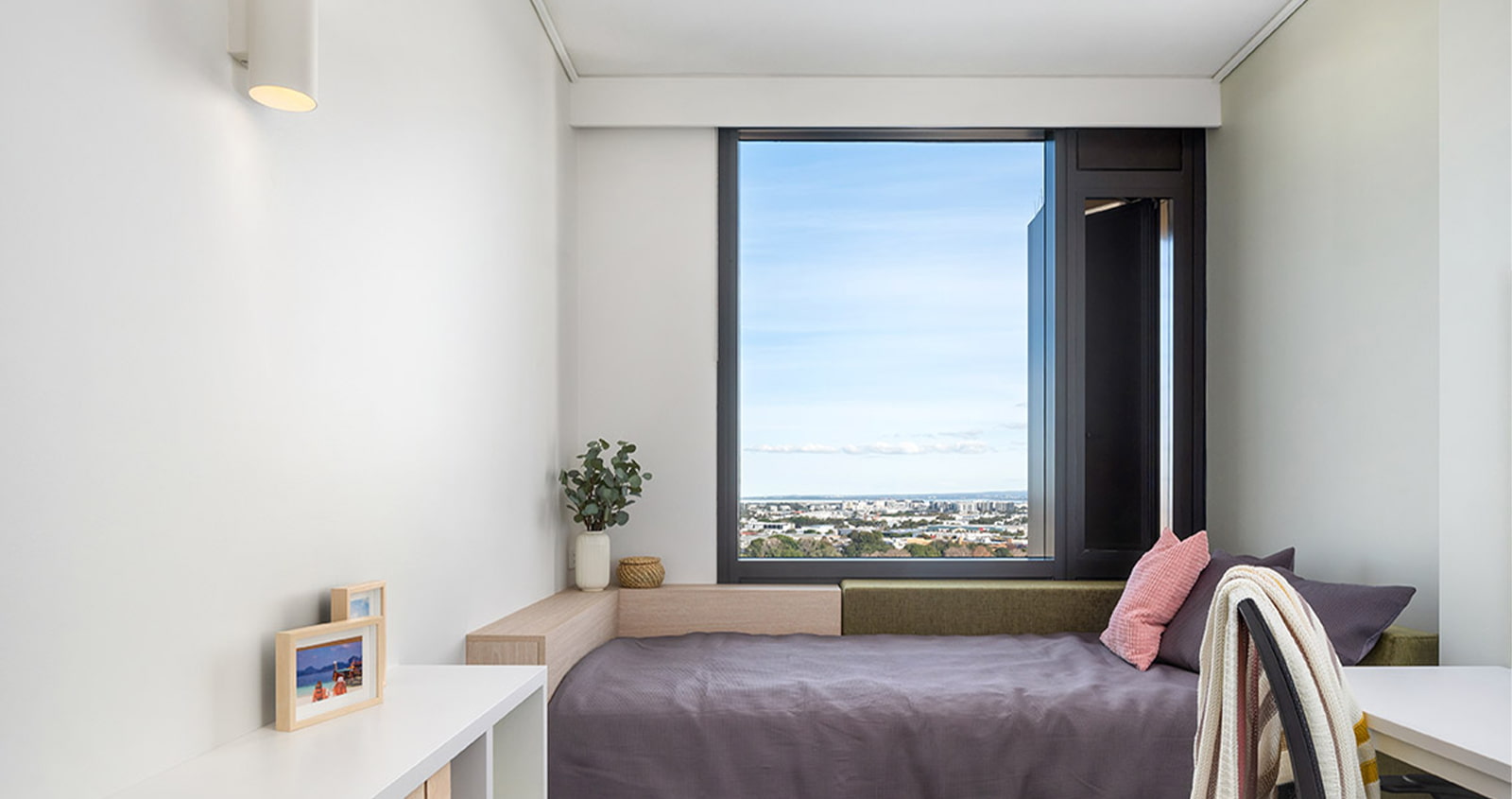 Iglu Redfern 6 Bedroom Share Apartment (Moss)
