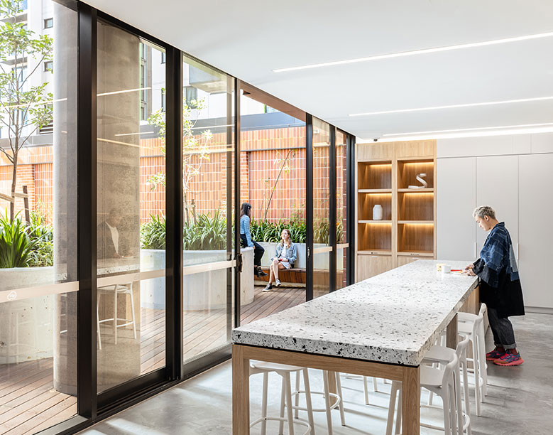 https://www.dev.iglu.com.au/wp-content/uploads/2022/08/Student-Accommodation-Sydney-HP-779x612-1.jpg